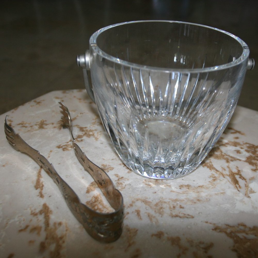 High-quality crystal ice bucket and tongs